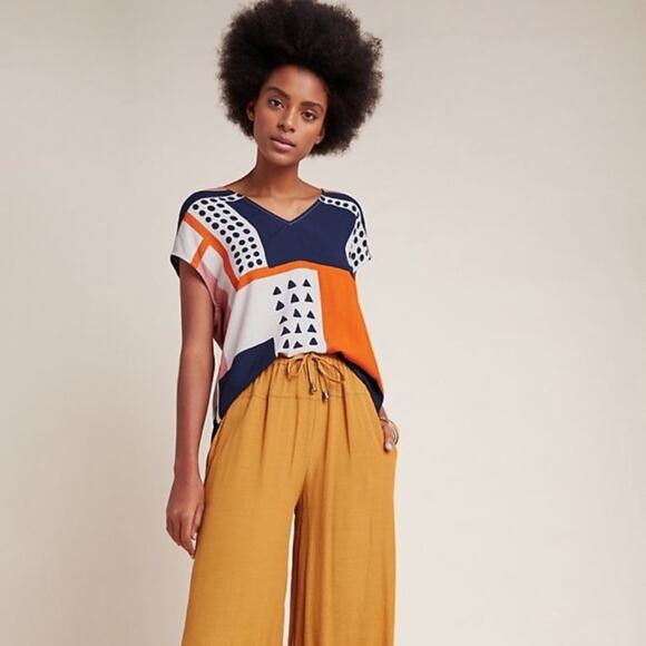 Odells geometric key hole cut out blouse - Picture 1 of 6